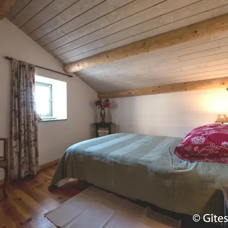 Montaigut-le-blanc, 2 Pieces, 2 Personnes - Fr-1-630-189 * Montaigut-le-Blanc (Puy-de-Dome)